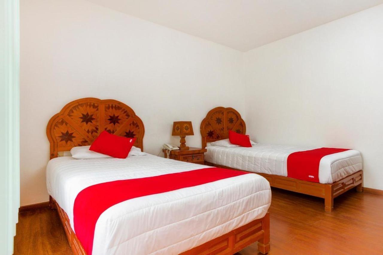 Oyo Hotel Montes, Atlixco Puebla מראה חיצוני תמונה