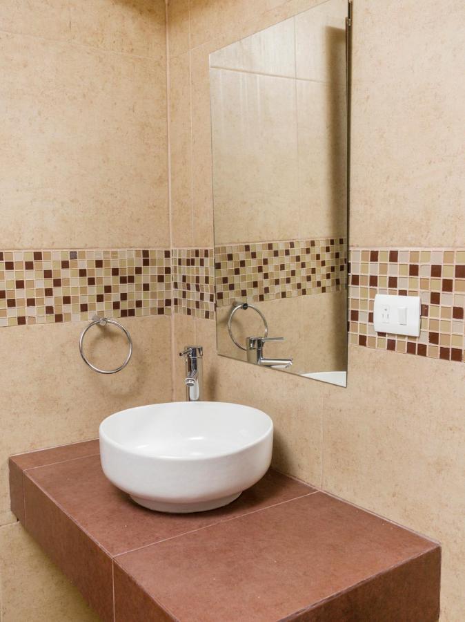 Oyo Hotel Montes, Atlixco Puebla מראה חיצוני תמונה