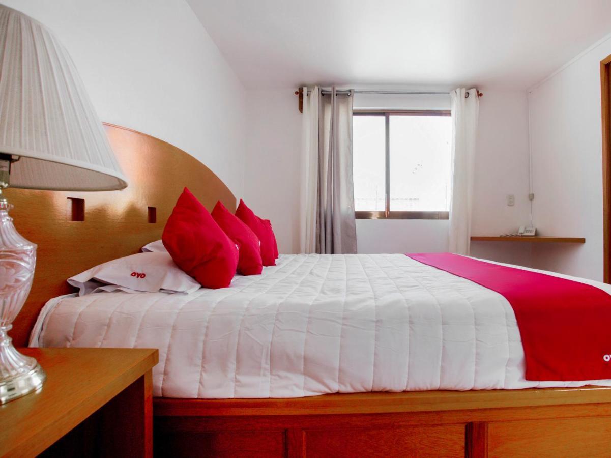 Oyo Hotel Montes, Atlixco Puebla מראה חיצוני תמונה