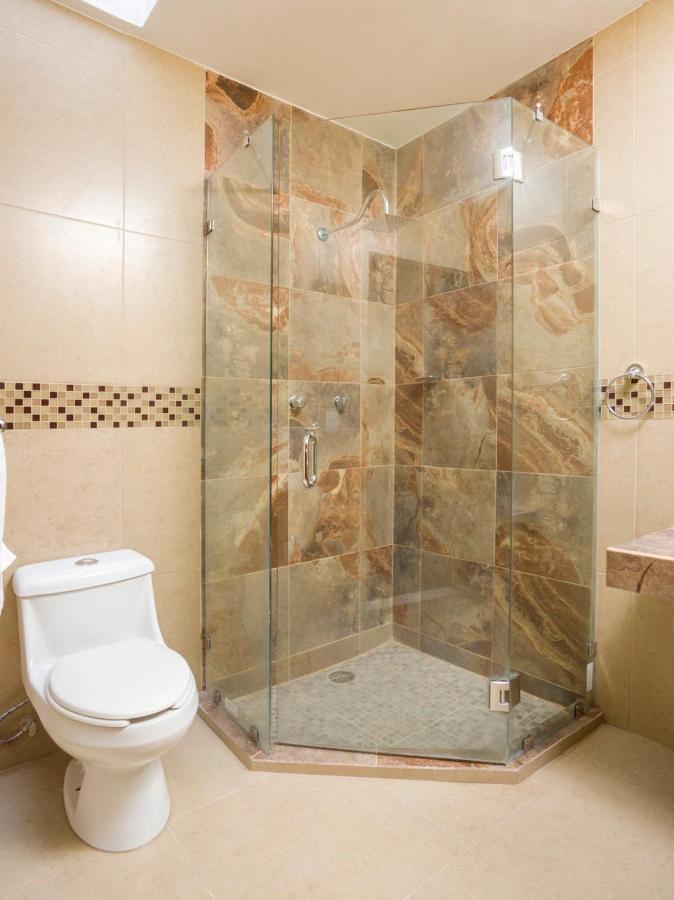 Oyo Hotel Montes, Atlixco Puebla מראה חיצוני תמונה
