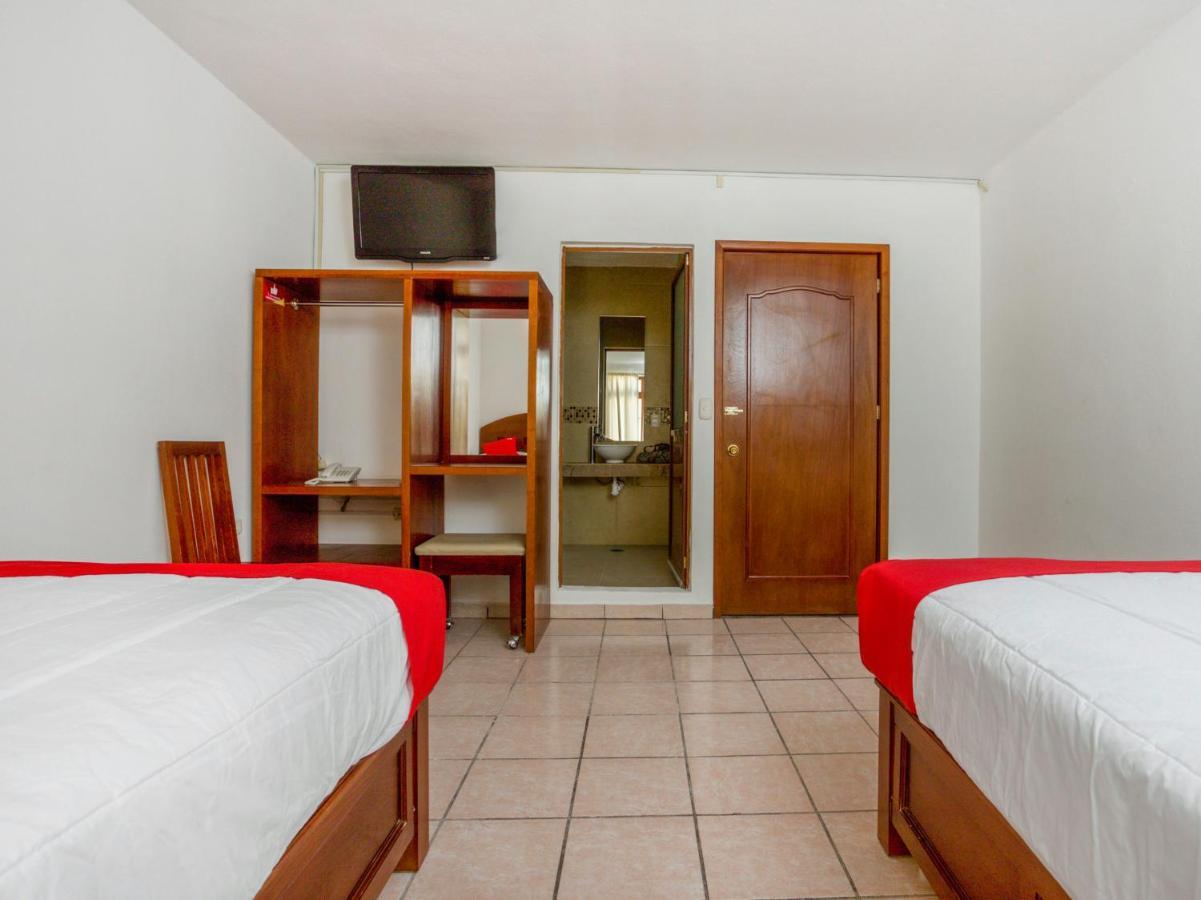 Oyo Hotel Montes, Atlixco Puebla מראה חיצוני תמונה