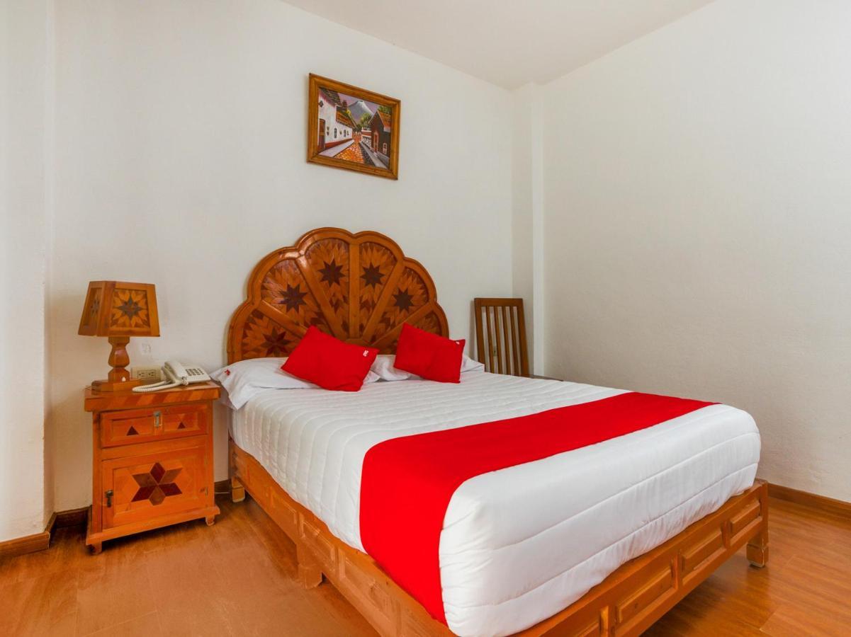Oyo Hotel Montes, Atlixco Puebla מראה חיצוני תמונה